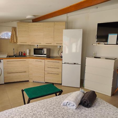 Petite Etoile De Mer - Studio Hyper Equipe A 150M D'Une Plage De Sable Fin Grande Terrasse Presqu'Ile De Charme Saint-Mandrier-sur-Mer Exteriör bild